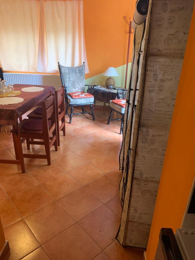 Fonix Apartman Apartment Keszthely Ngoại thất bức ảnh